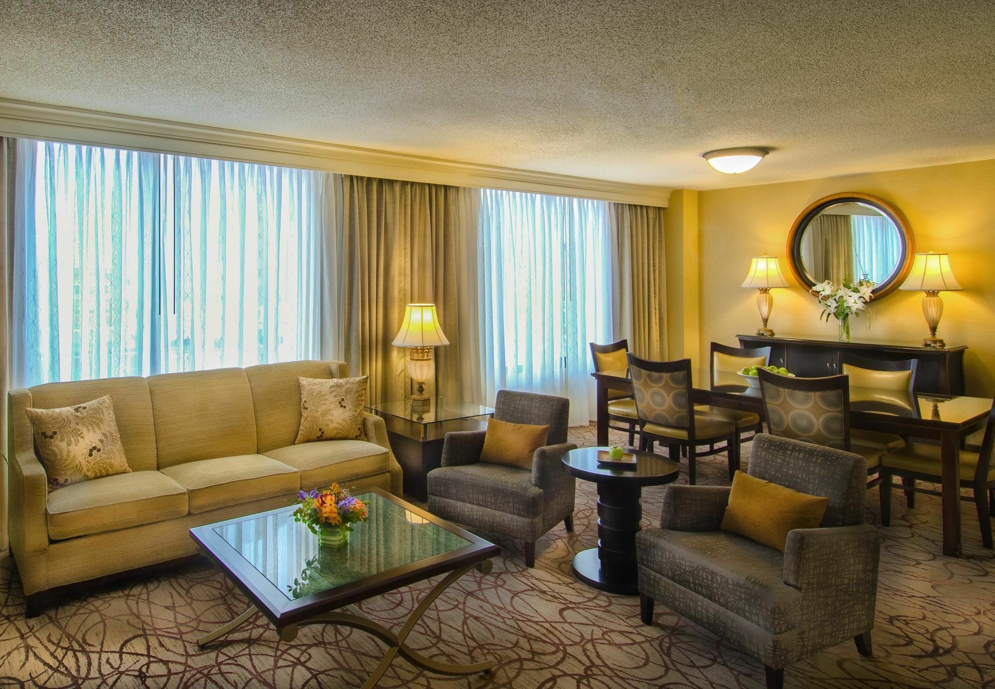 Winston-Salem Marriott Hotell Exteriör bild